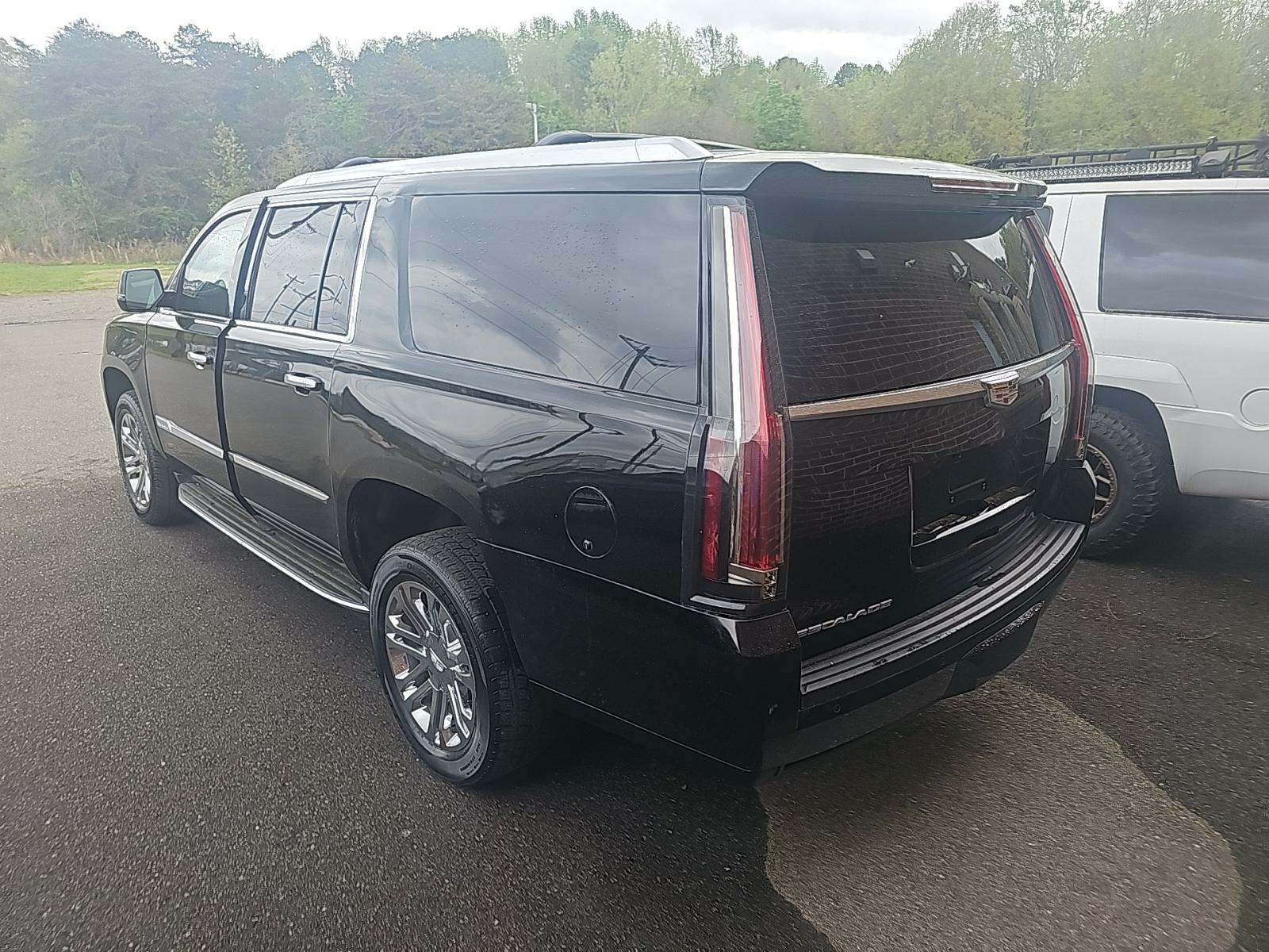 2016 Cadillac Escalade ESV Luxury AWD