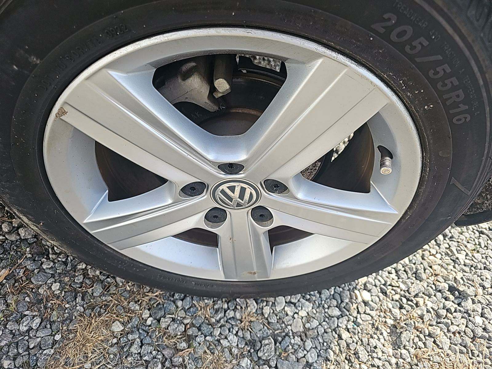 2015 Volkswagen Golf 2.0L TDI S FWD