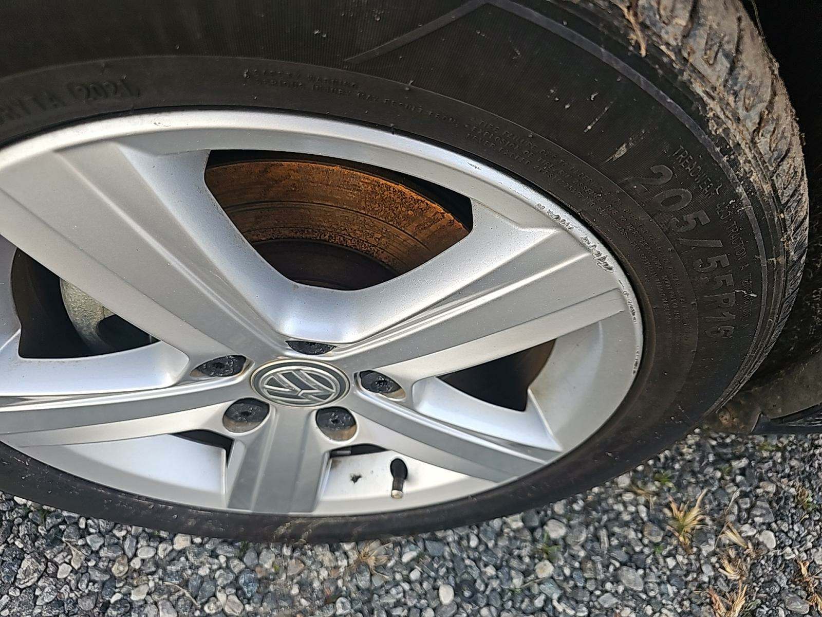 2015 Volkswagen Golf 2.0L TDI S FWD