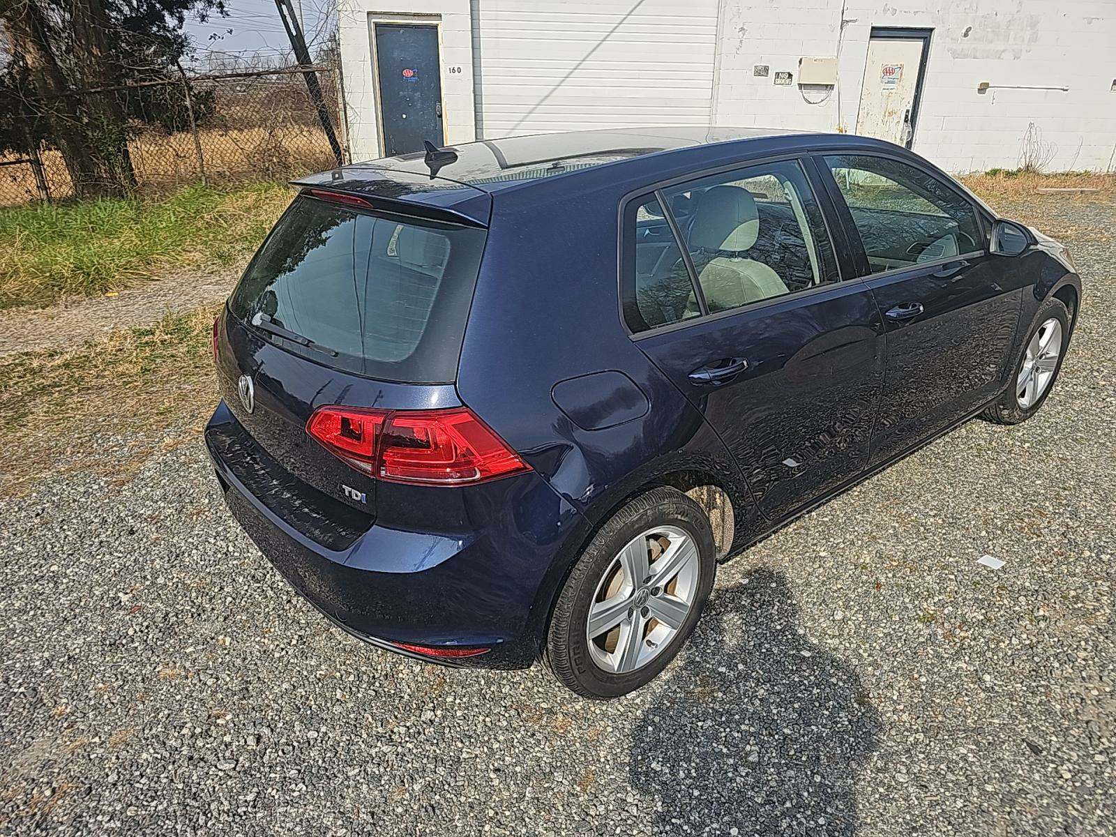 2015 Volkswagen Golf 2.0L TDI S FWD