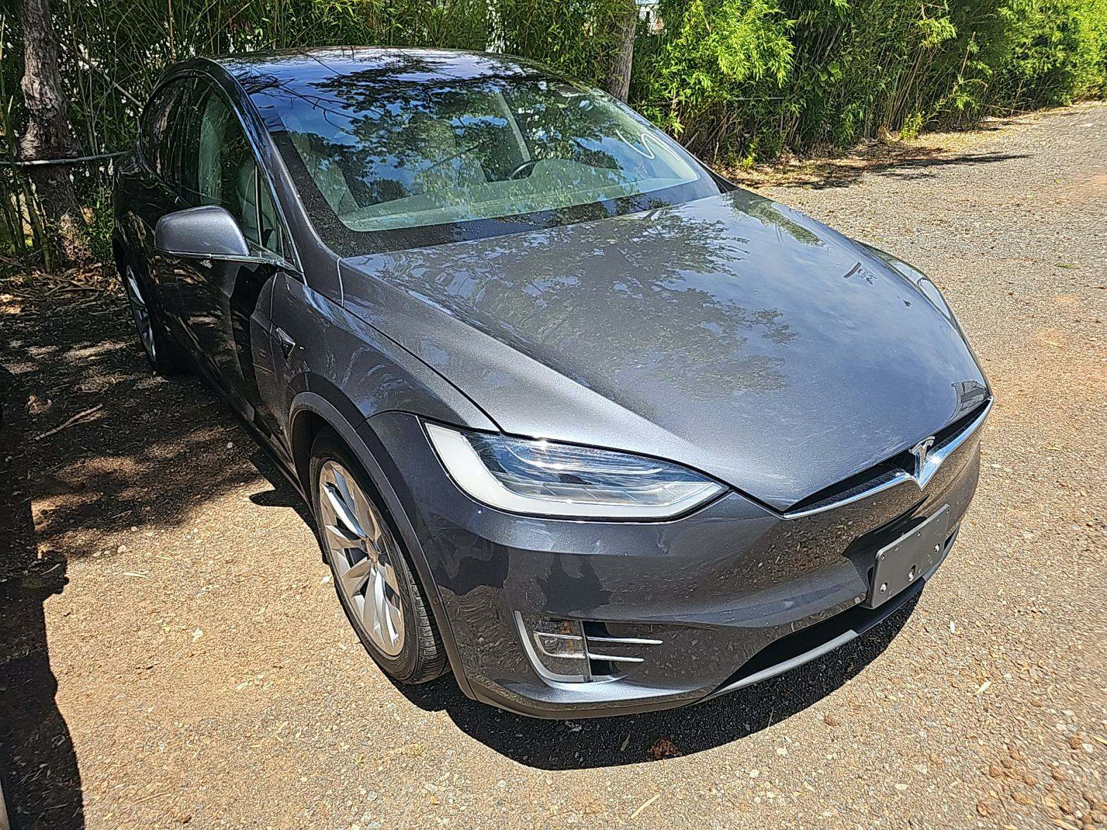 2018 Tesla Model X 75D AWD