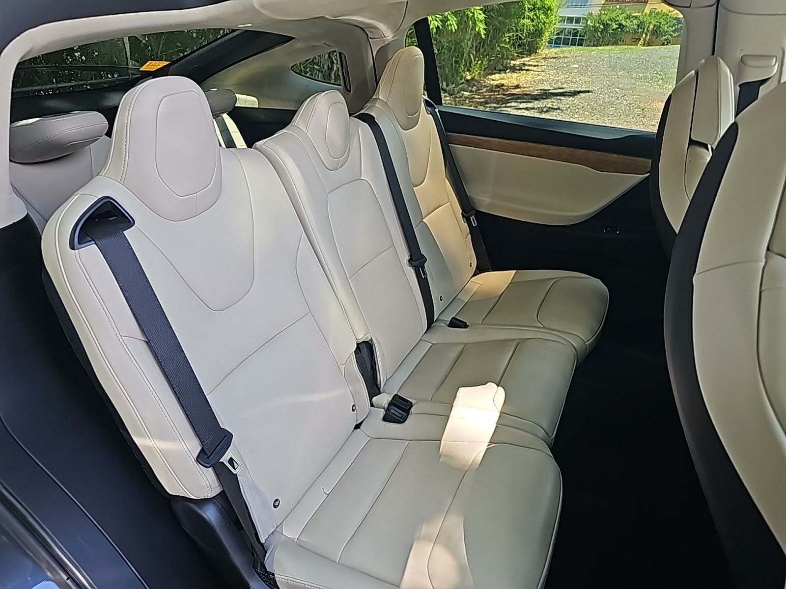 2018 Tesla Model X 75D AWD