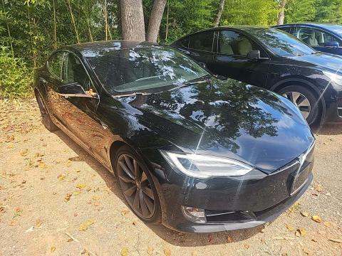 2017 Tesla Model S 90D AWD