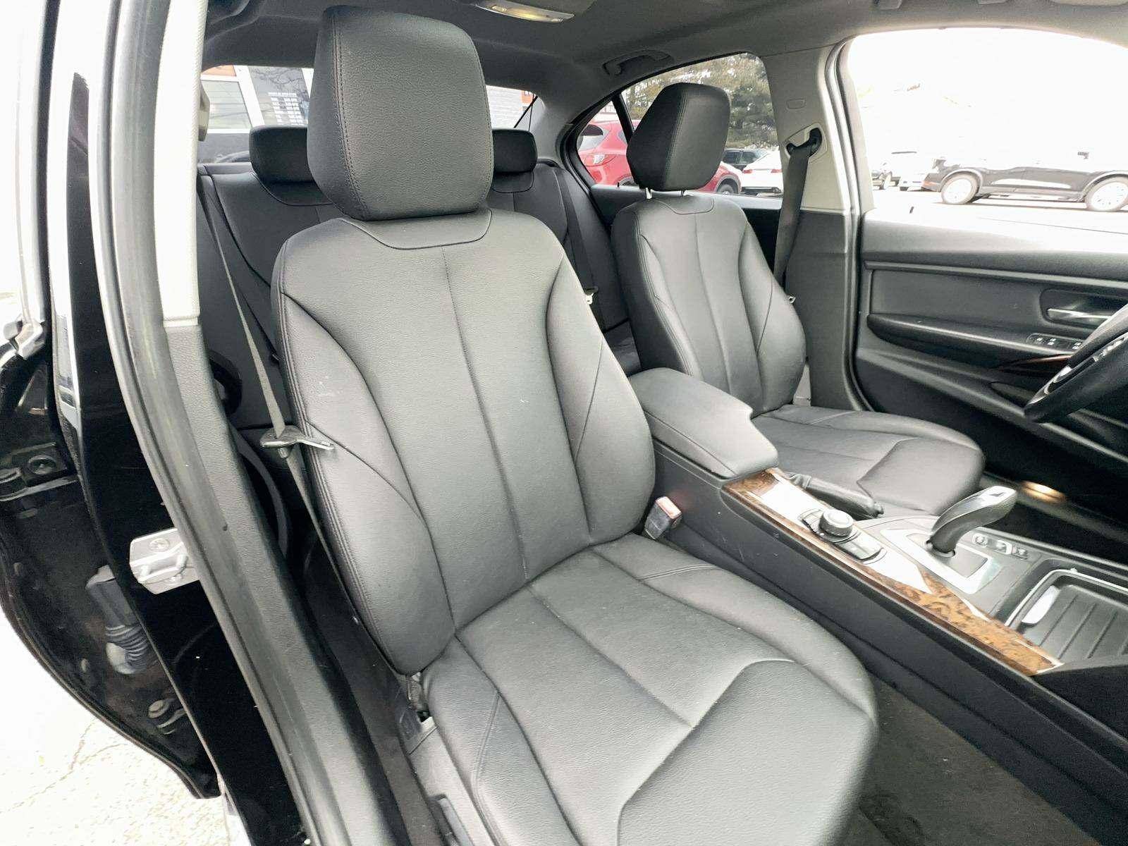 2014 BMW 3 Series 328i xDrive AWD