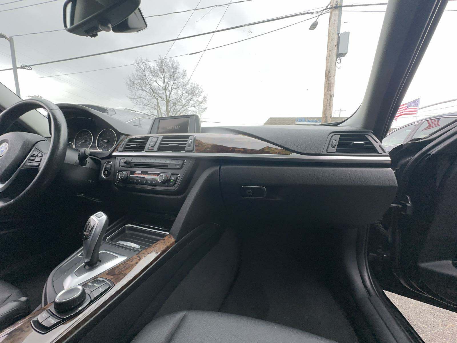 2014 BMW 3 Series 328i xDrive AWD