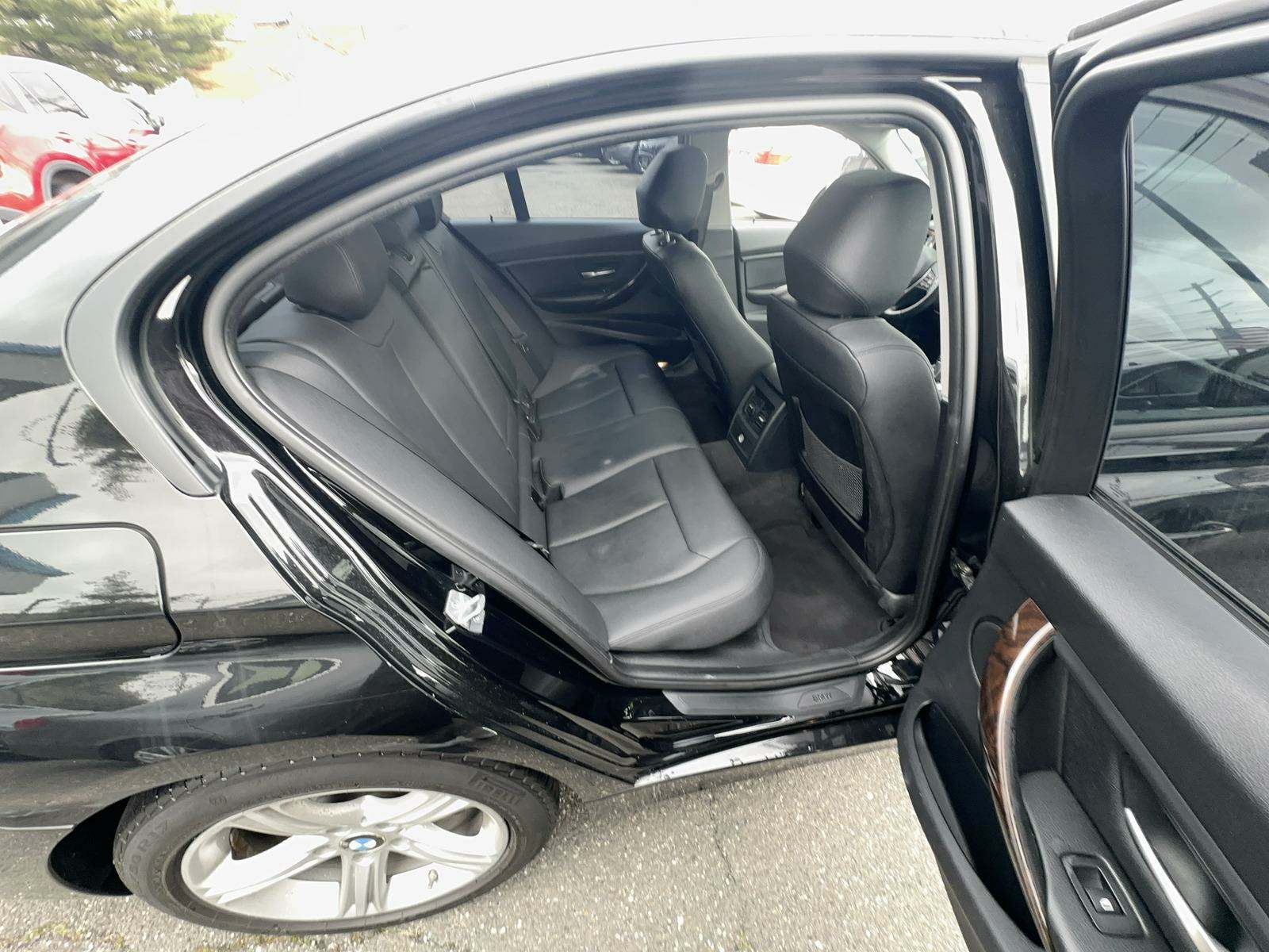 2014 BMW 3 Series 328i xDrive AWD