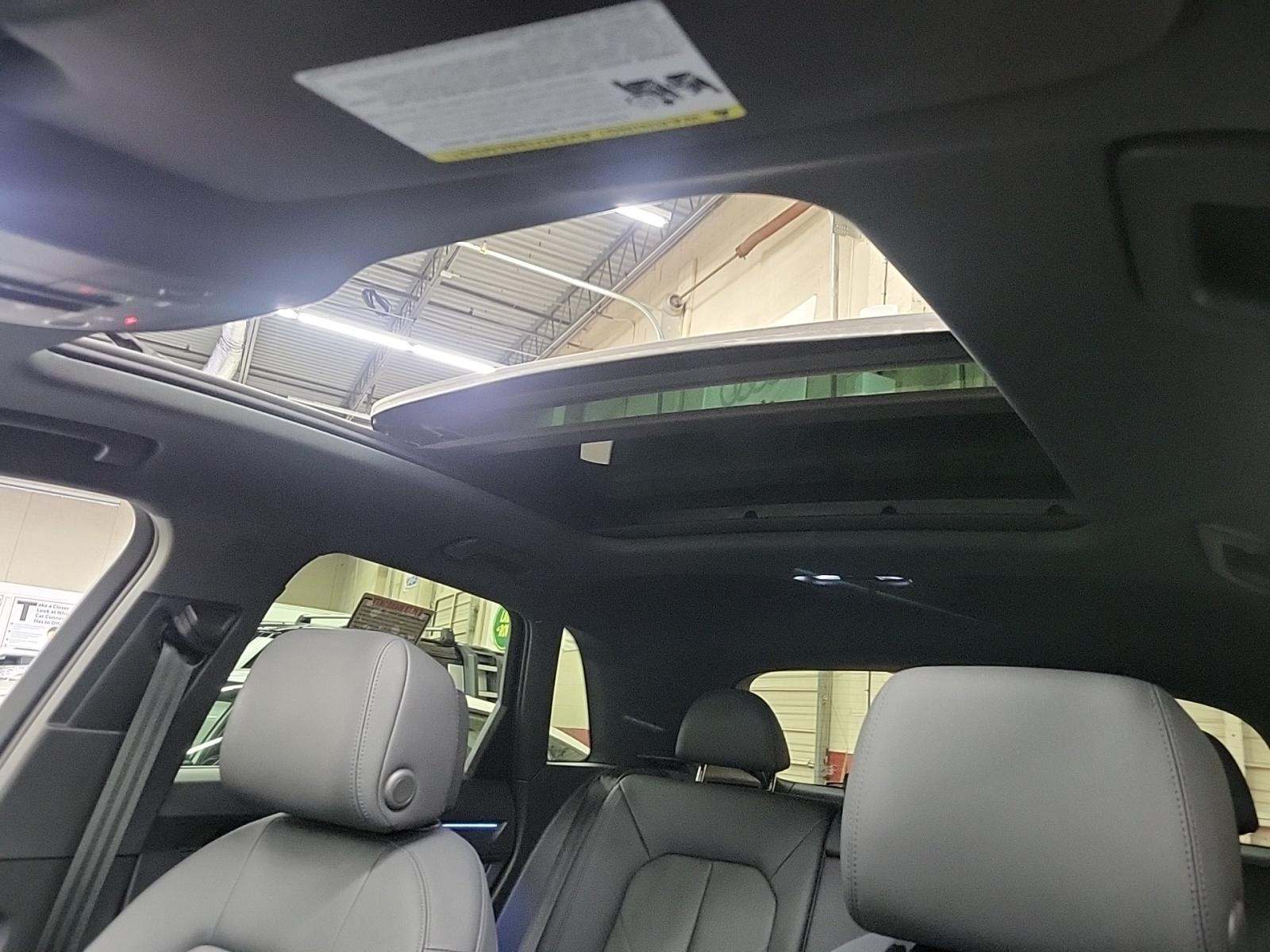 2022 Audi Q3 2.0T S line Premium Plus AWD