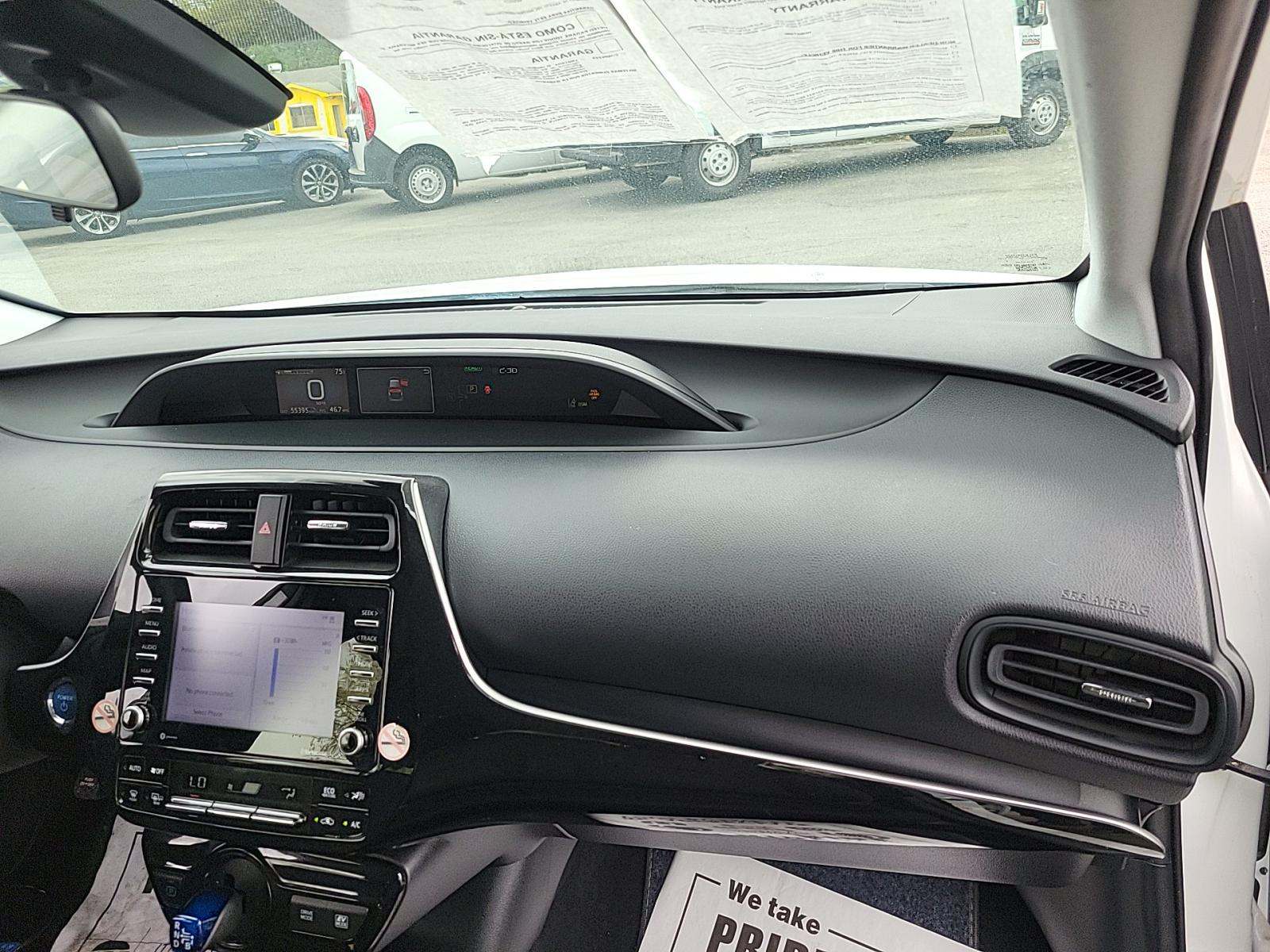 2022 Toyota Prius LE FWD