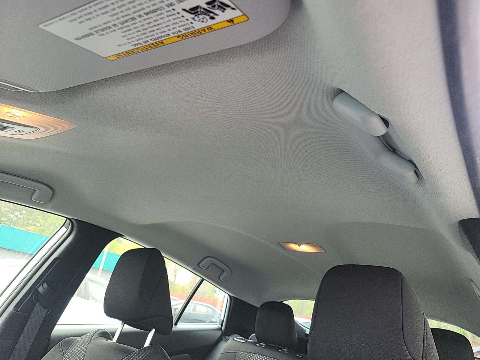 2022 Toyota Prius LE FWD