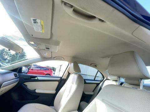 2014 Volkswagen Jetta SE w/Connectivity FWD