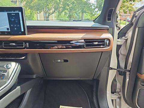 2023 Lincoln Nautilus Reserve AWD