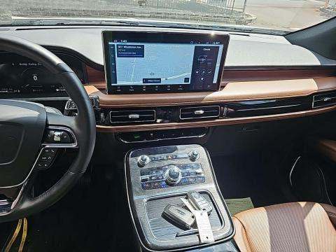 2023 Lincoln Nautilus Reserve AWD