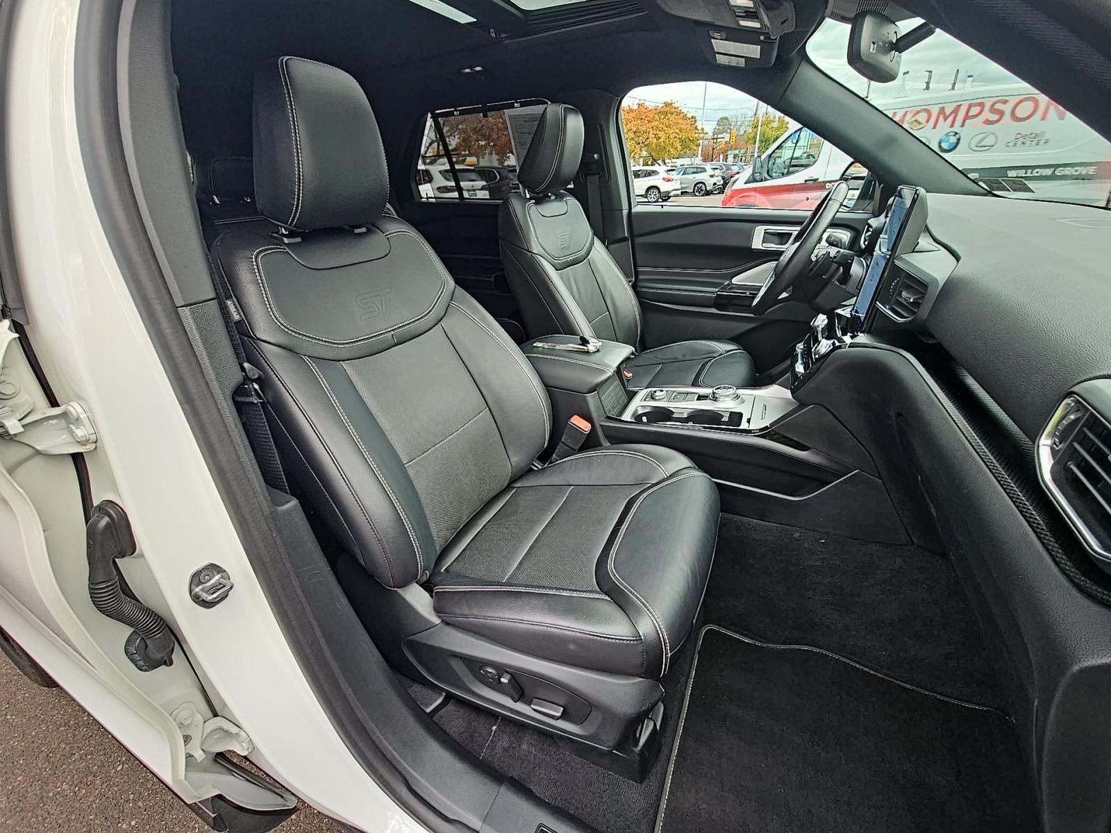 2022 Ford Explorer ST AWD