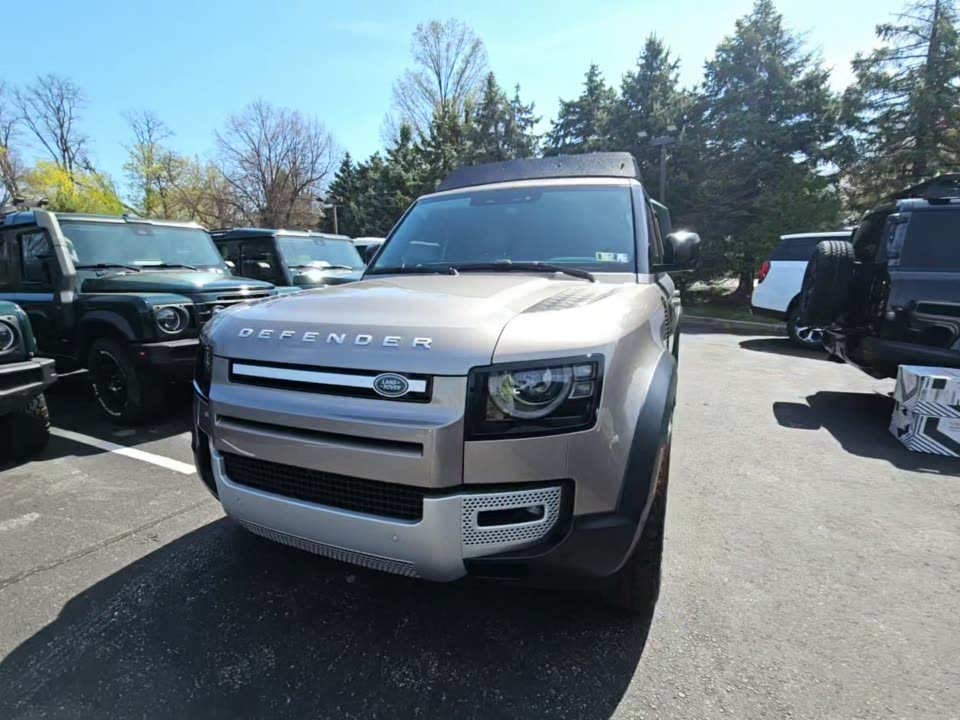 2023 Land Rover Defender 110 SE AWD