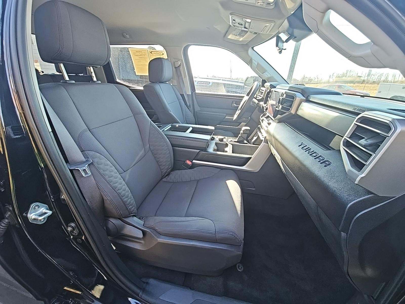 2024 Toyota Tundra SR5 AWD