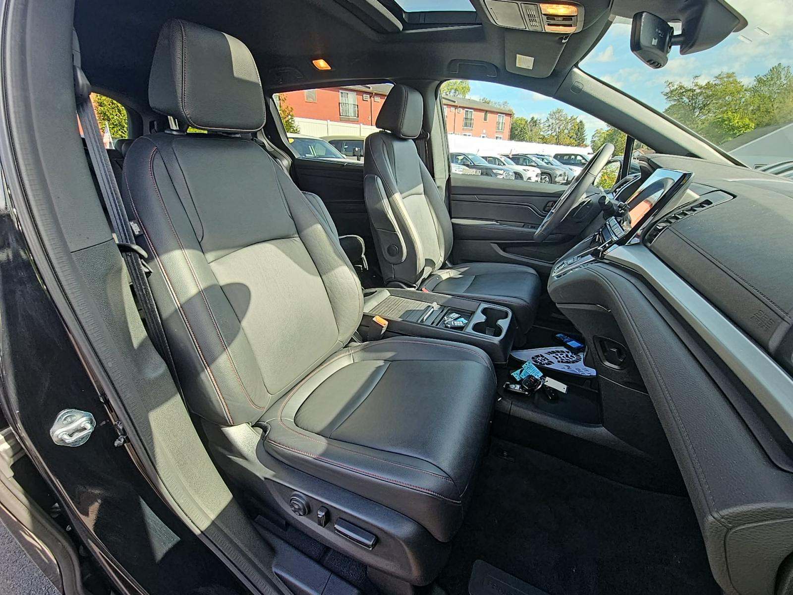 2023 Honda Odyssey Sport FWD