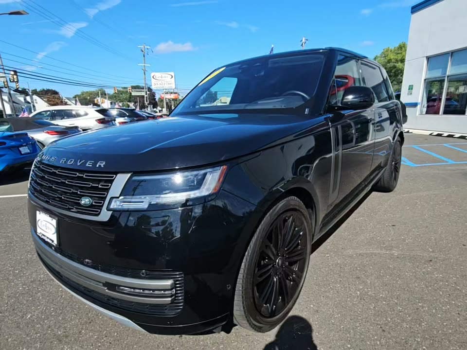 2023 Land Rover Range Rover SE LWB AWD