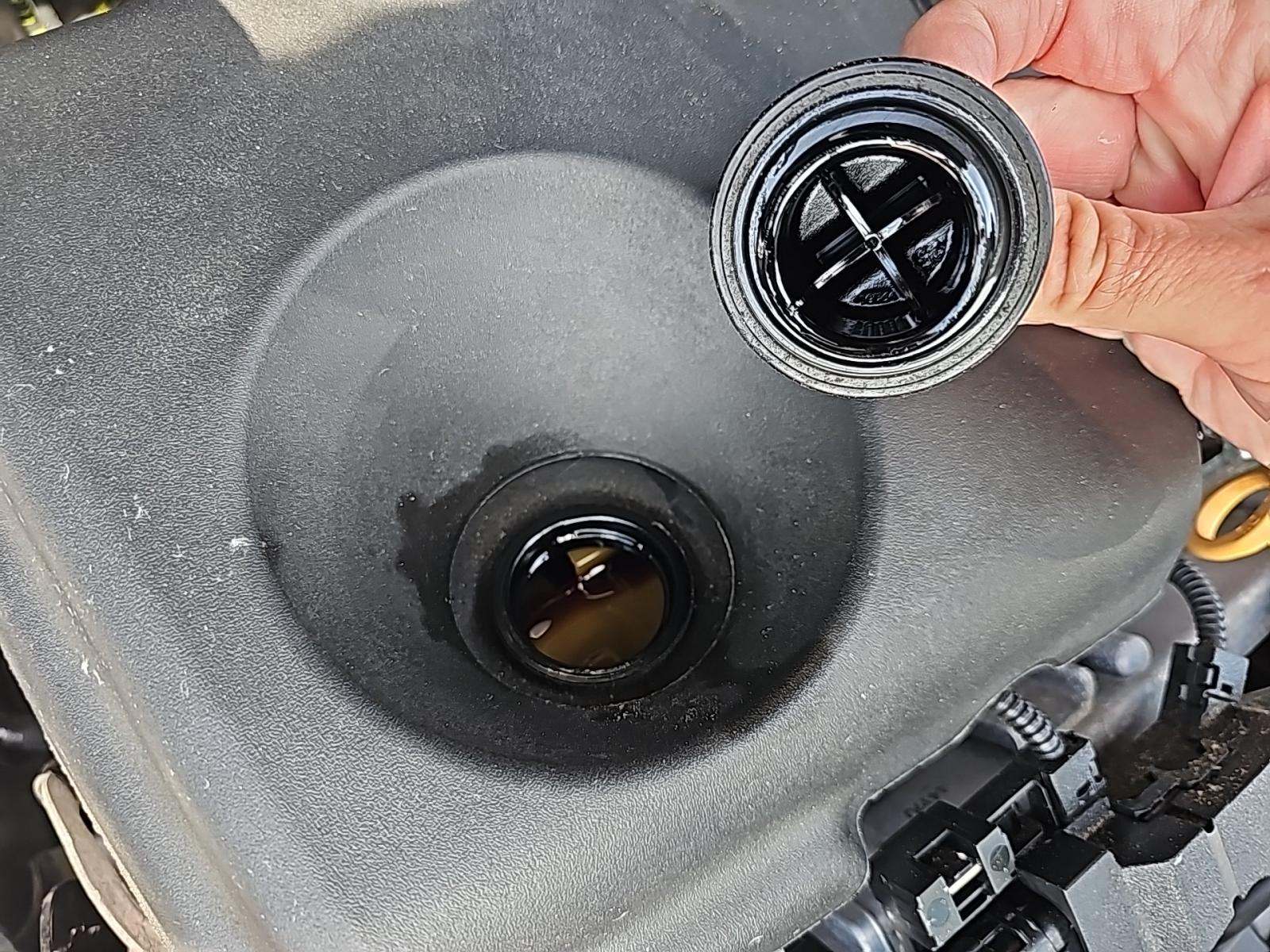 2024 Toyota Sienna LE FWD