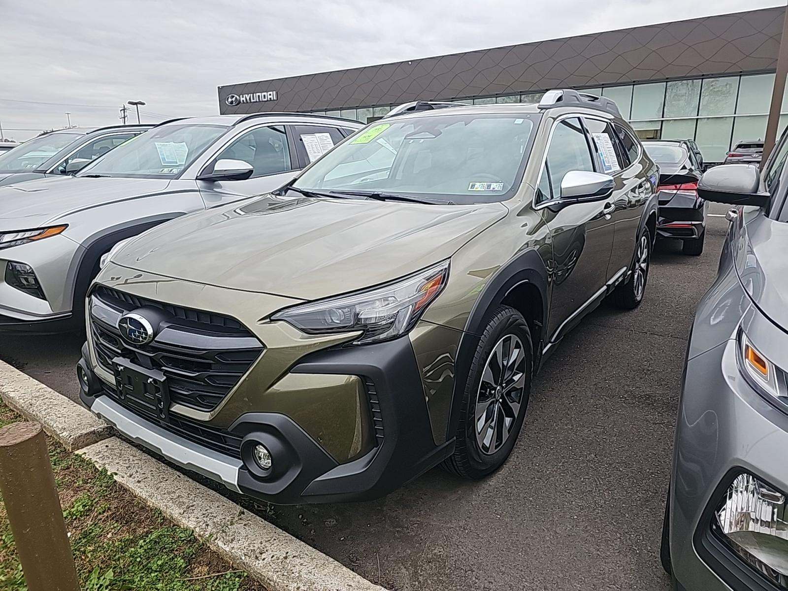 2023 Subaru Outback Touring AWD