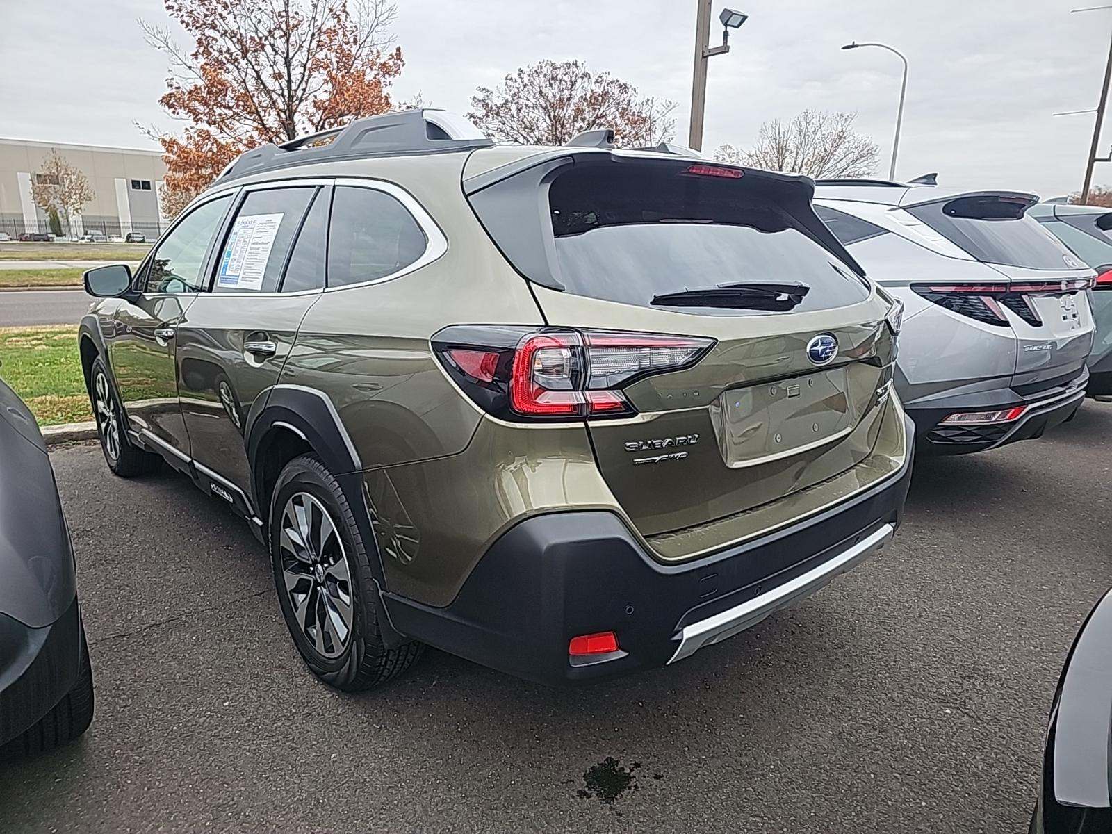 2023 Subaru Outback Touring AWD