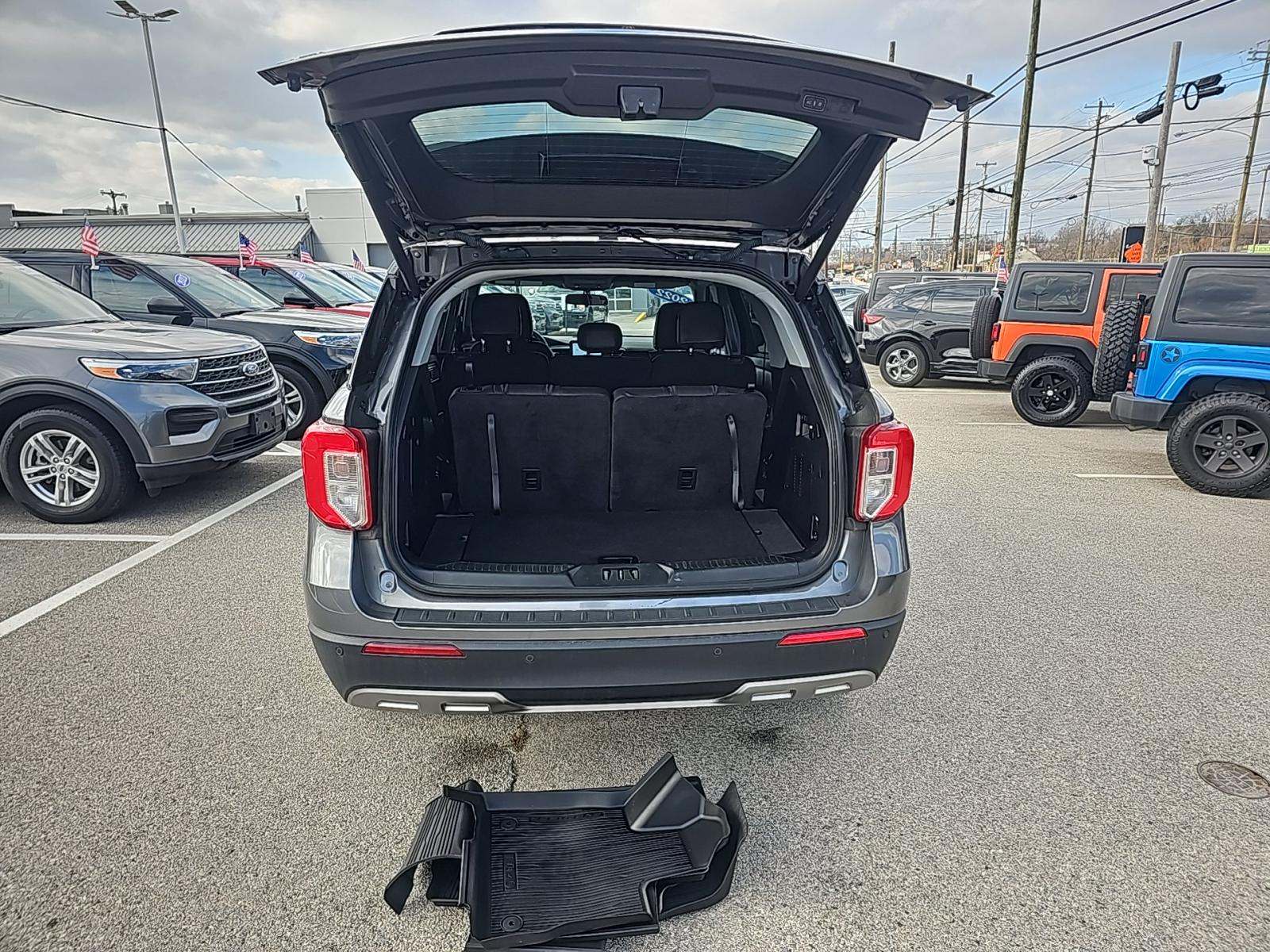 2022 Ford Explorer XLT AWD