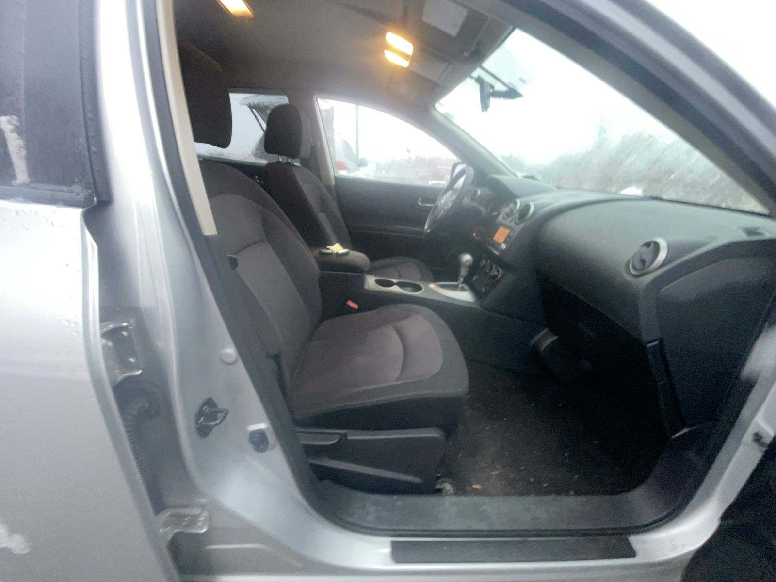 2011 Nissan Rogue SV AWD