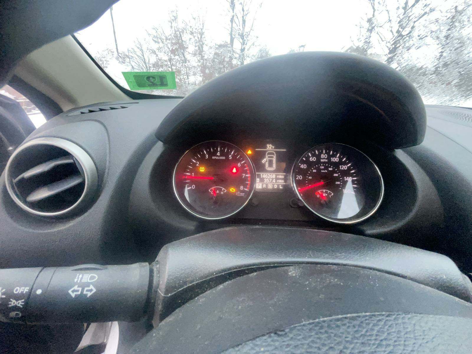 2011 Nissan Rogue SV AWD