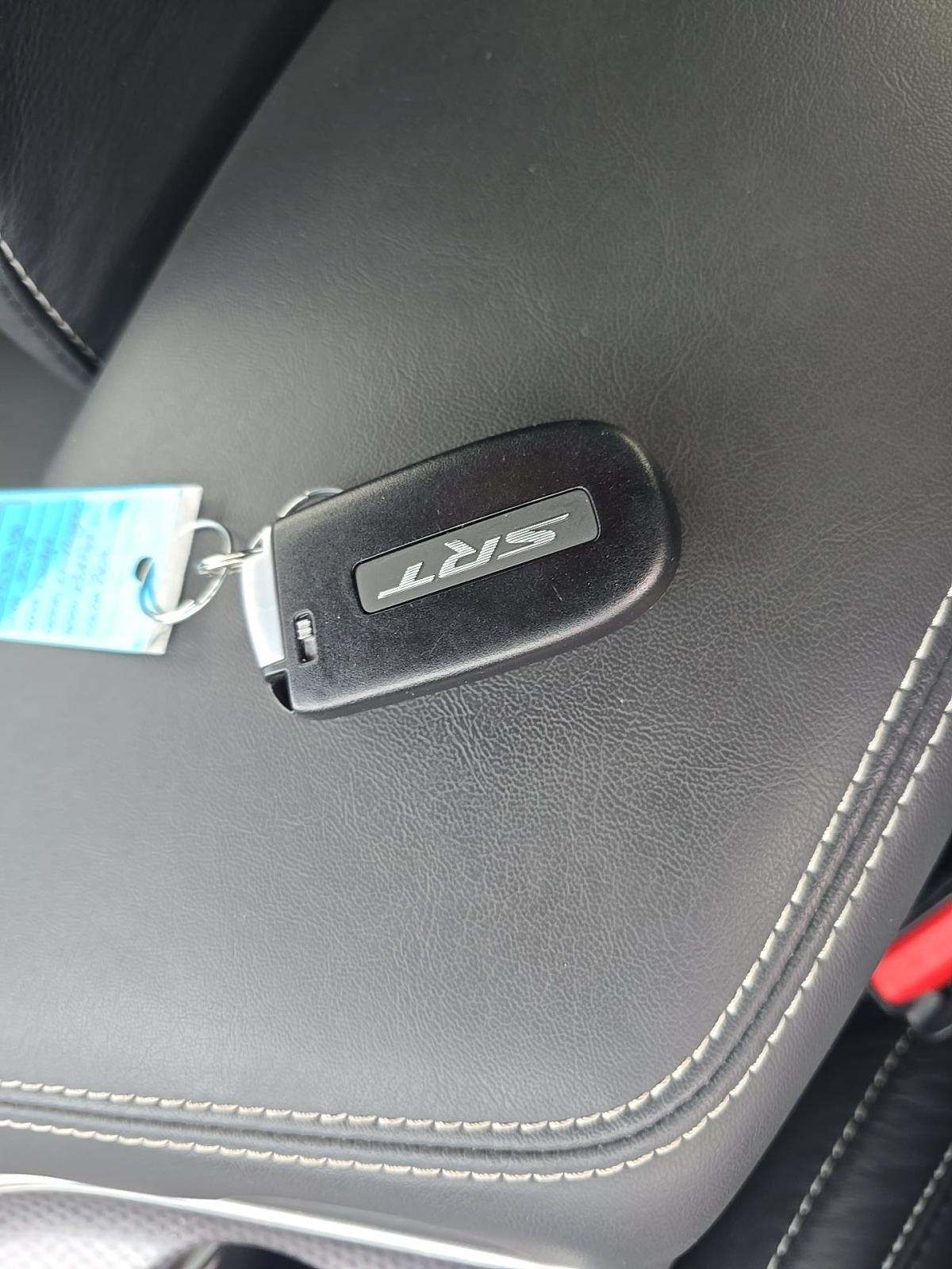 DODGE CHALLENGER - 4