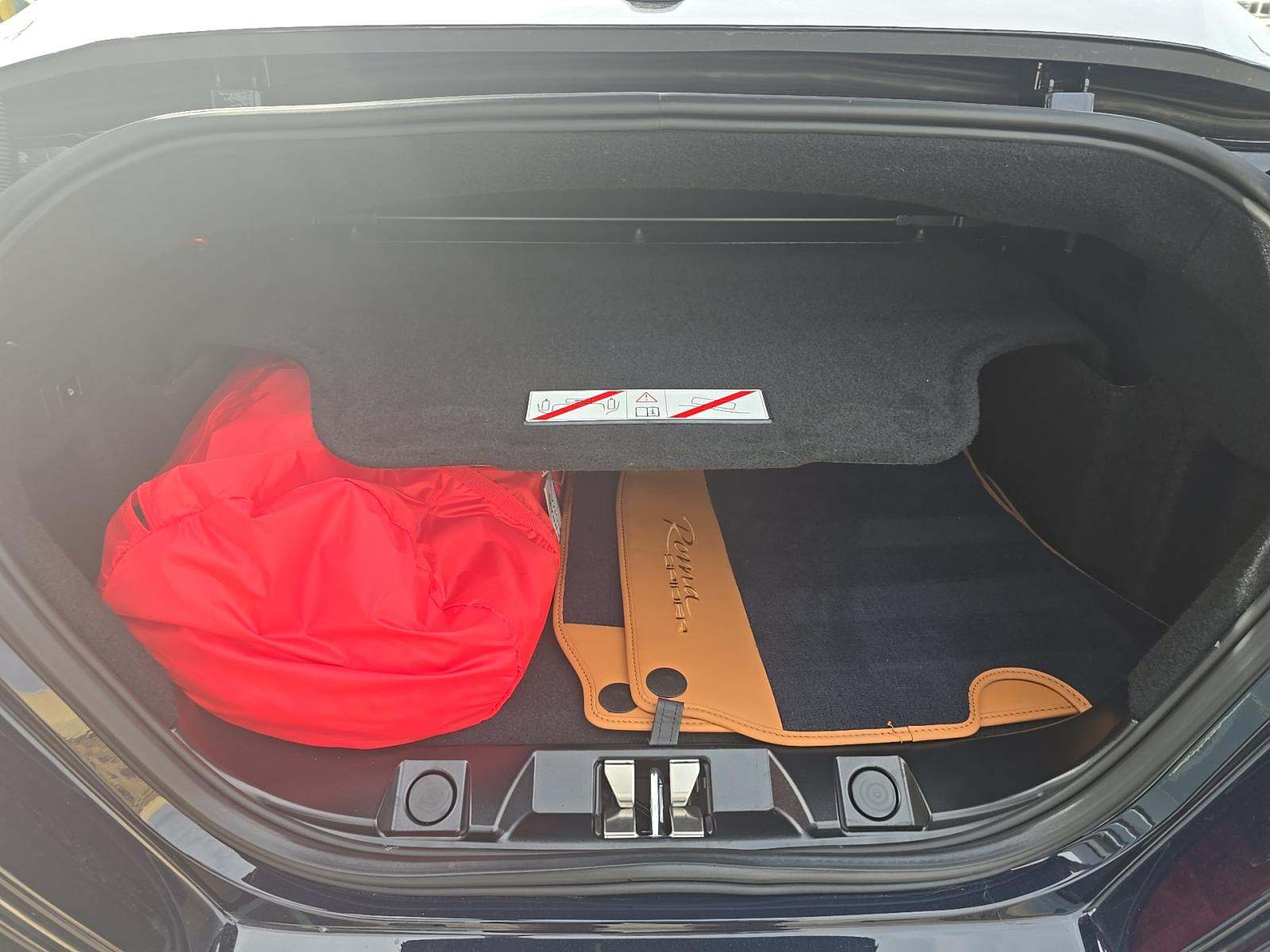 2024 Ferrari Roma Base RWD