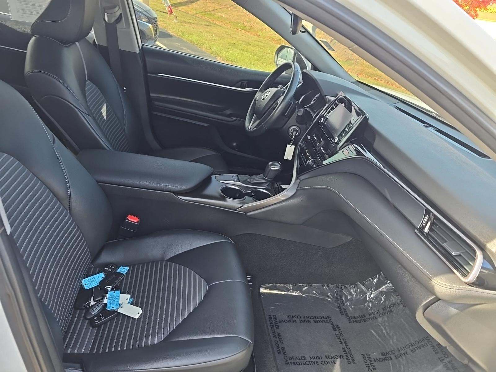 2024 Toyota Camry SE FWD