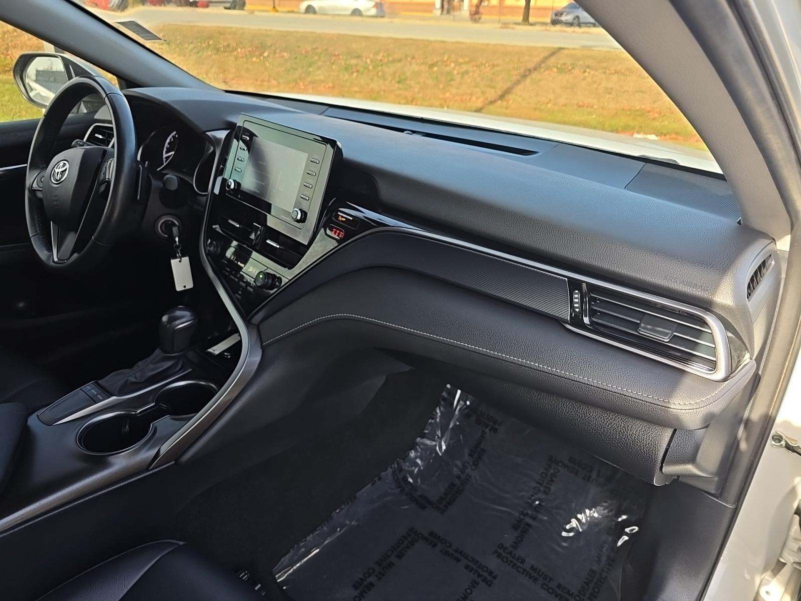 2024 Toyota Camry SE FWD