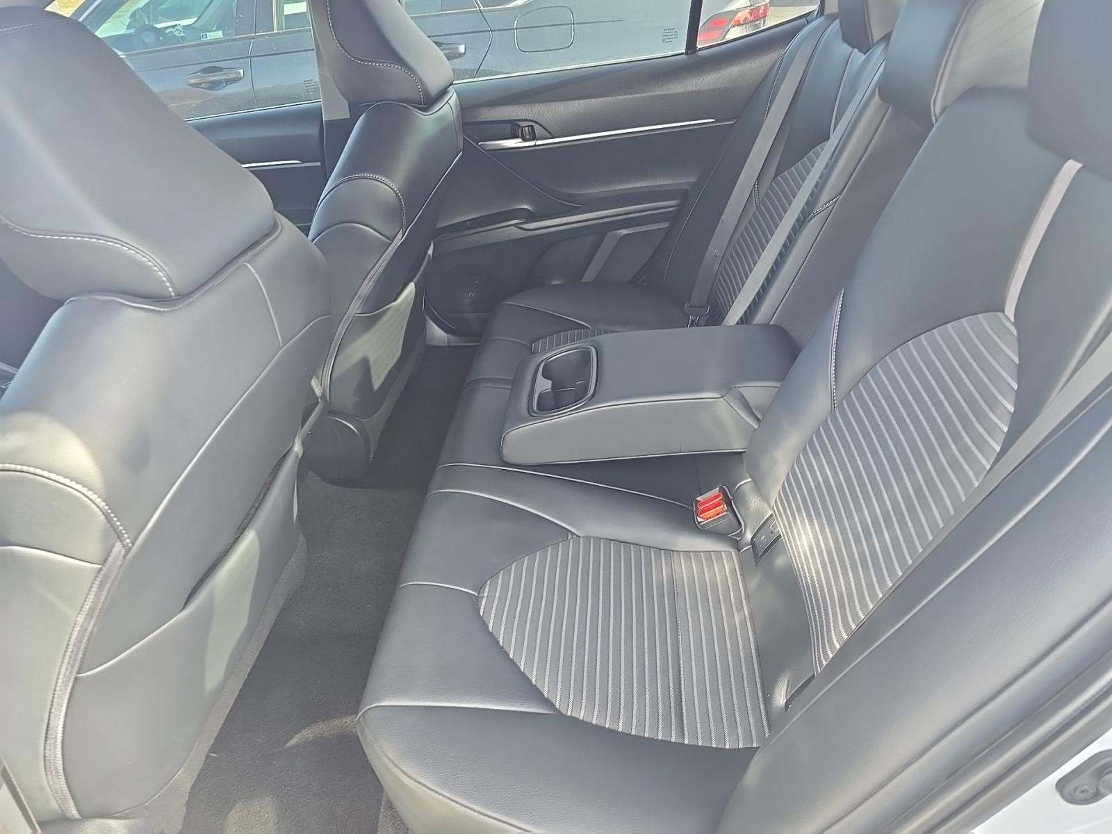 2024 Toyota Camry SE FWD