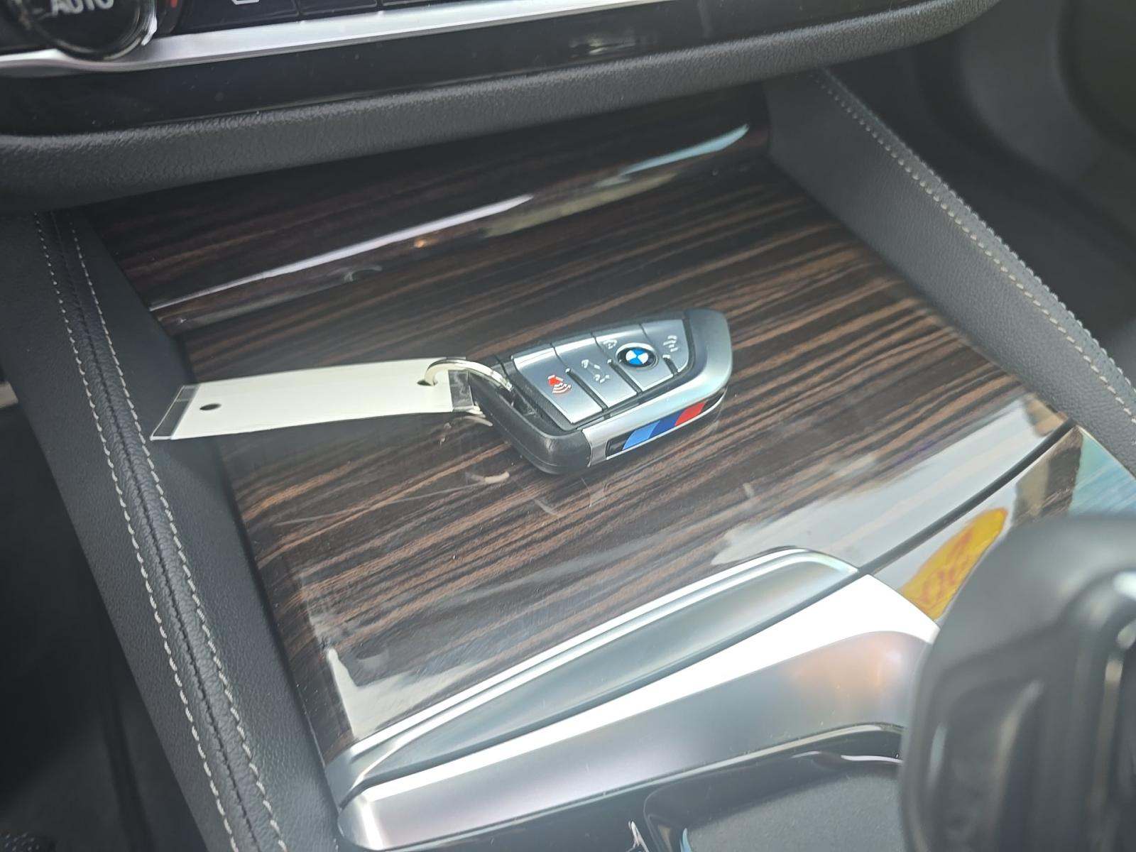 2022 BMW 5 Series M550i xDrive AWD