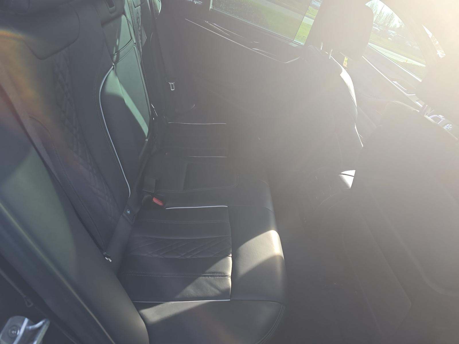 2022 BMW 5 Series M550i xDrive AWD