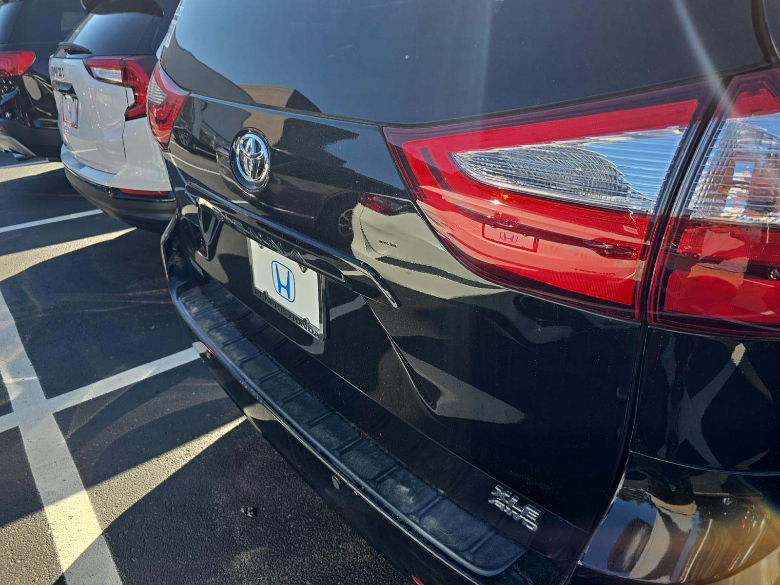 2017 Toyota Sienna XLE AWD