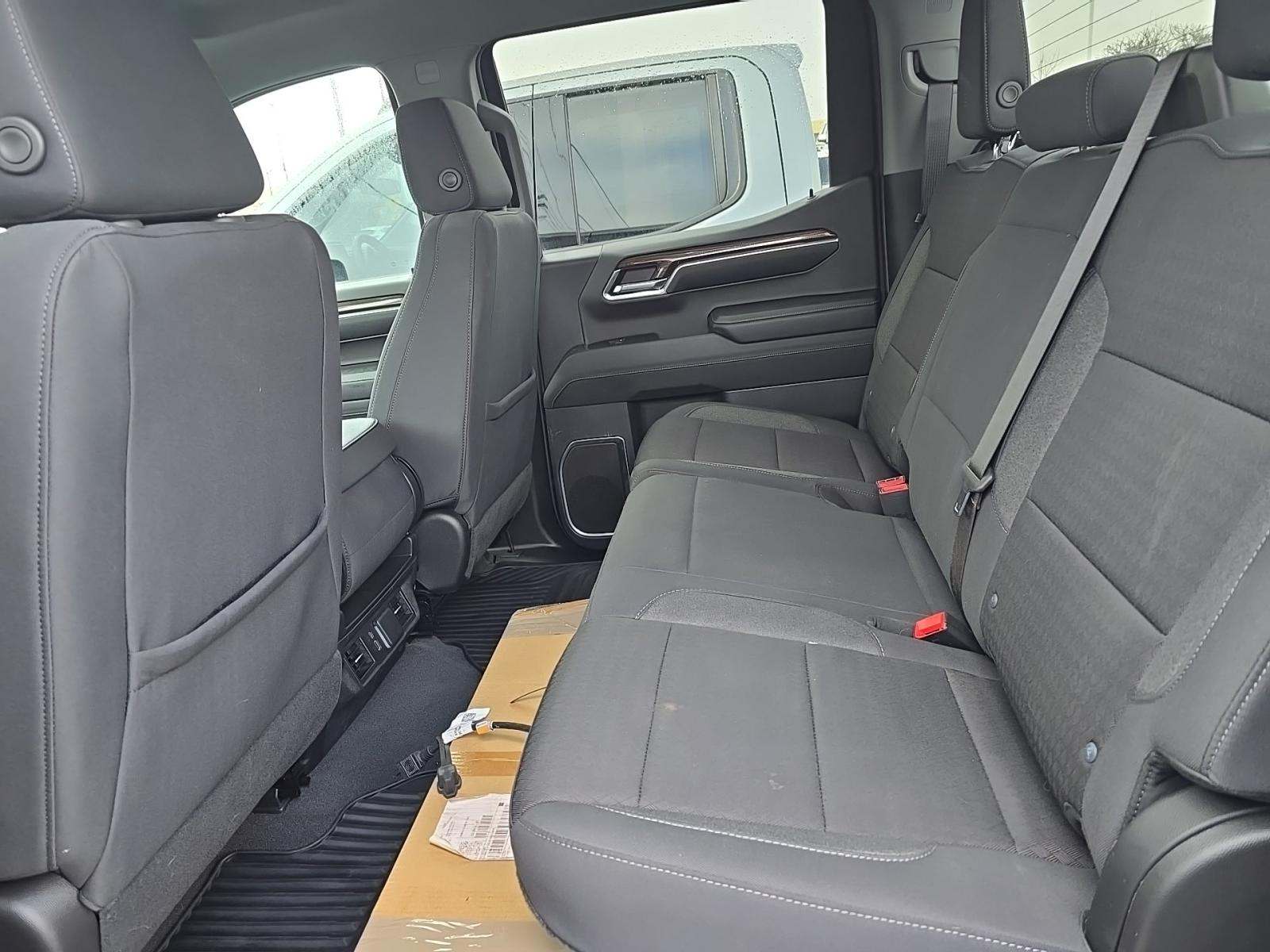 2024 Chevrolet Silverado 1500 RST AWD