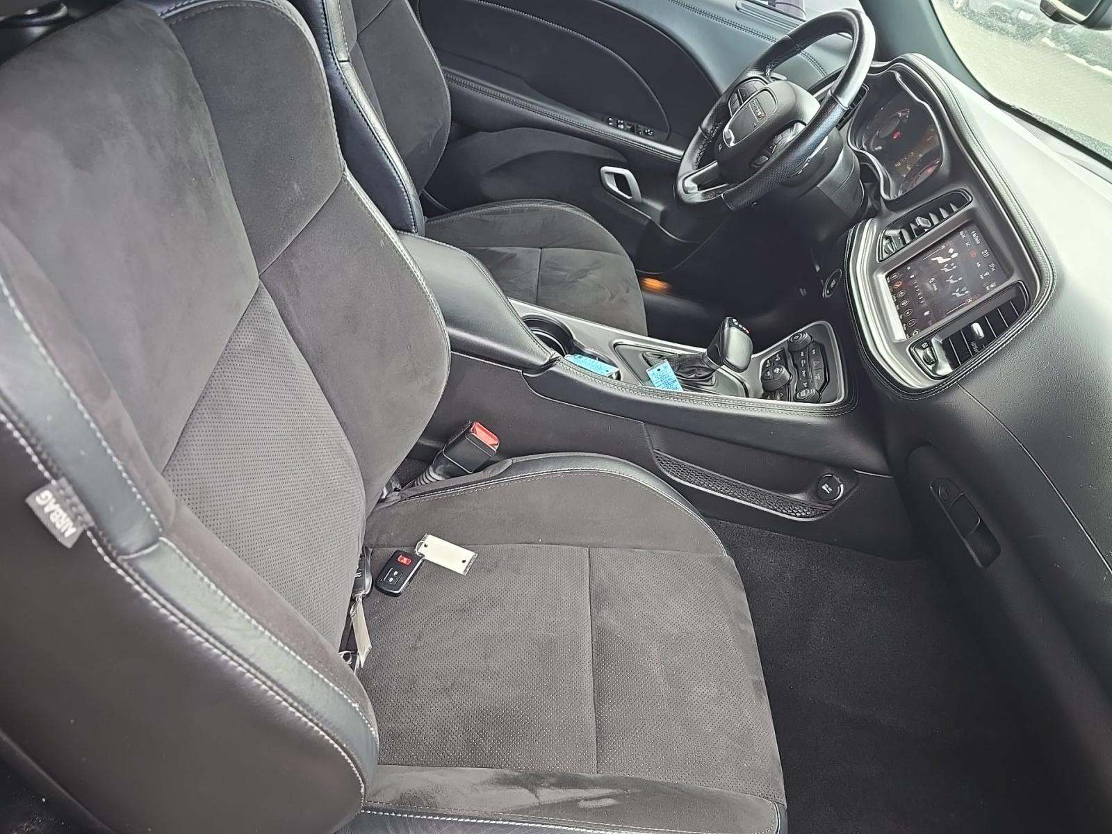 2022 Dodge Challenger R/T RWD