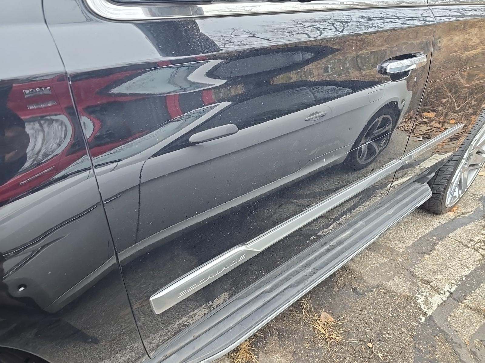 2018 Cadillac Escalade Luxury AWD