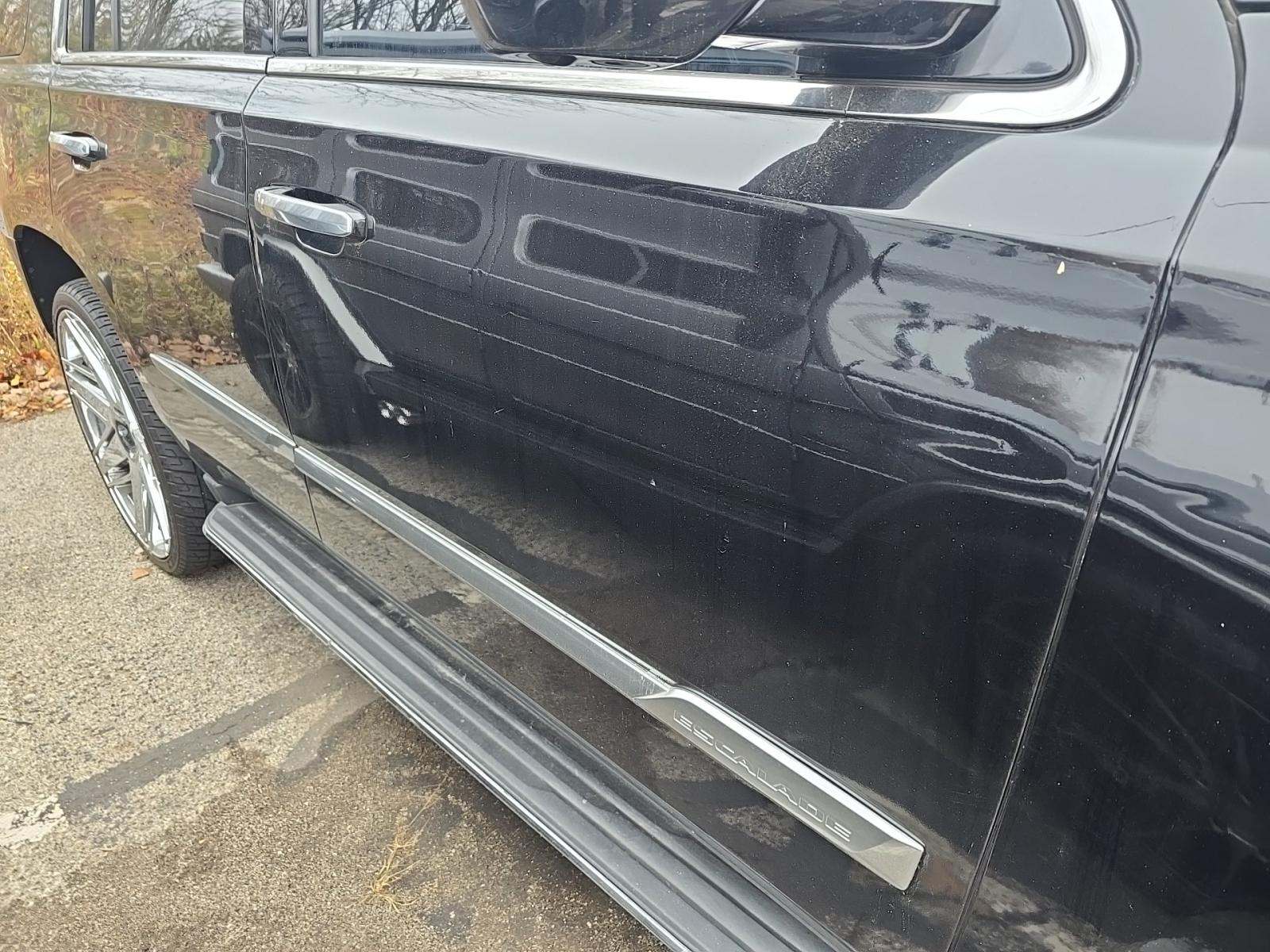 2018 Cadillac Escalade Luxury AWD