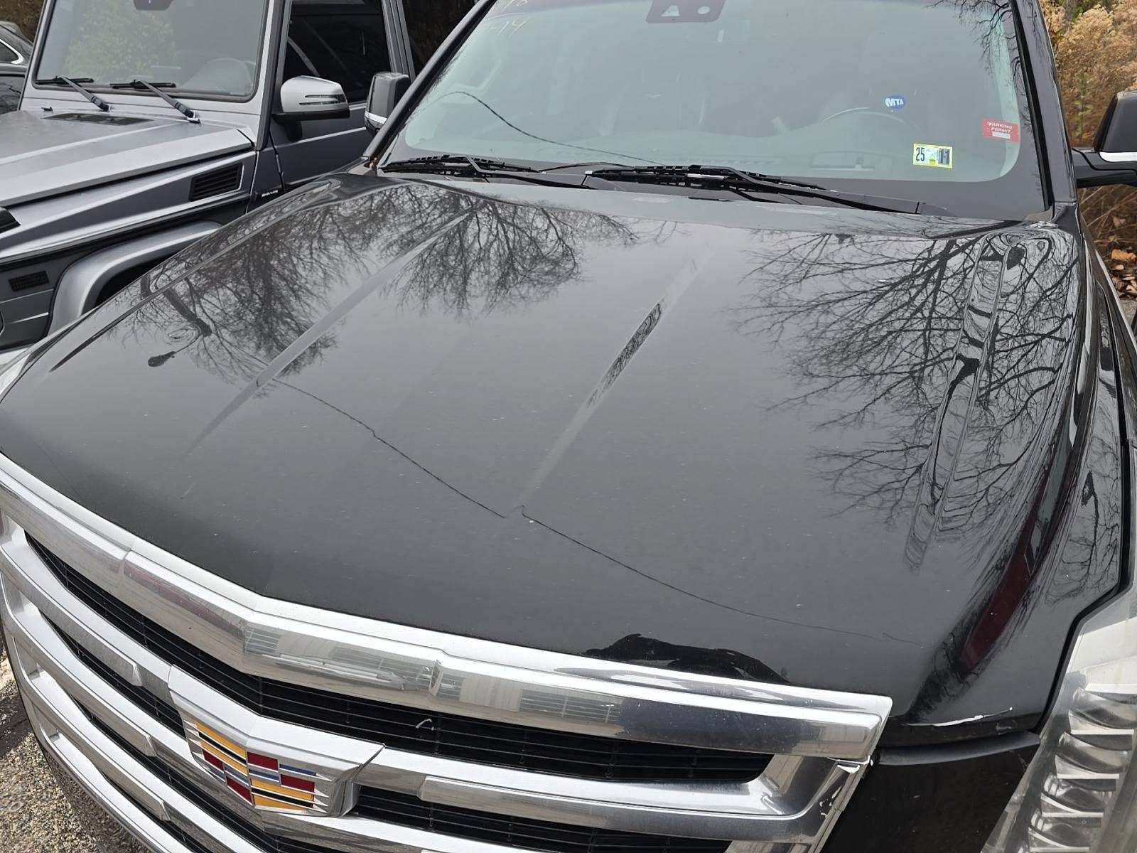 2018 Cadillac Escalade Luxury AWD