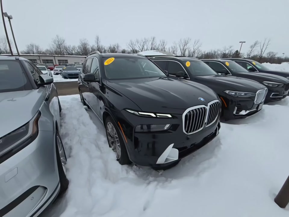 2023 BMW X7 xDrive40i AWD