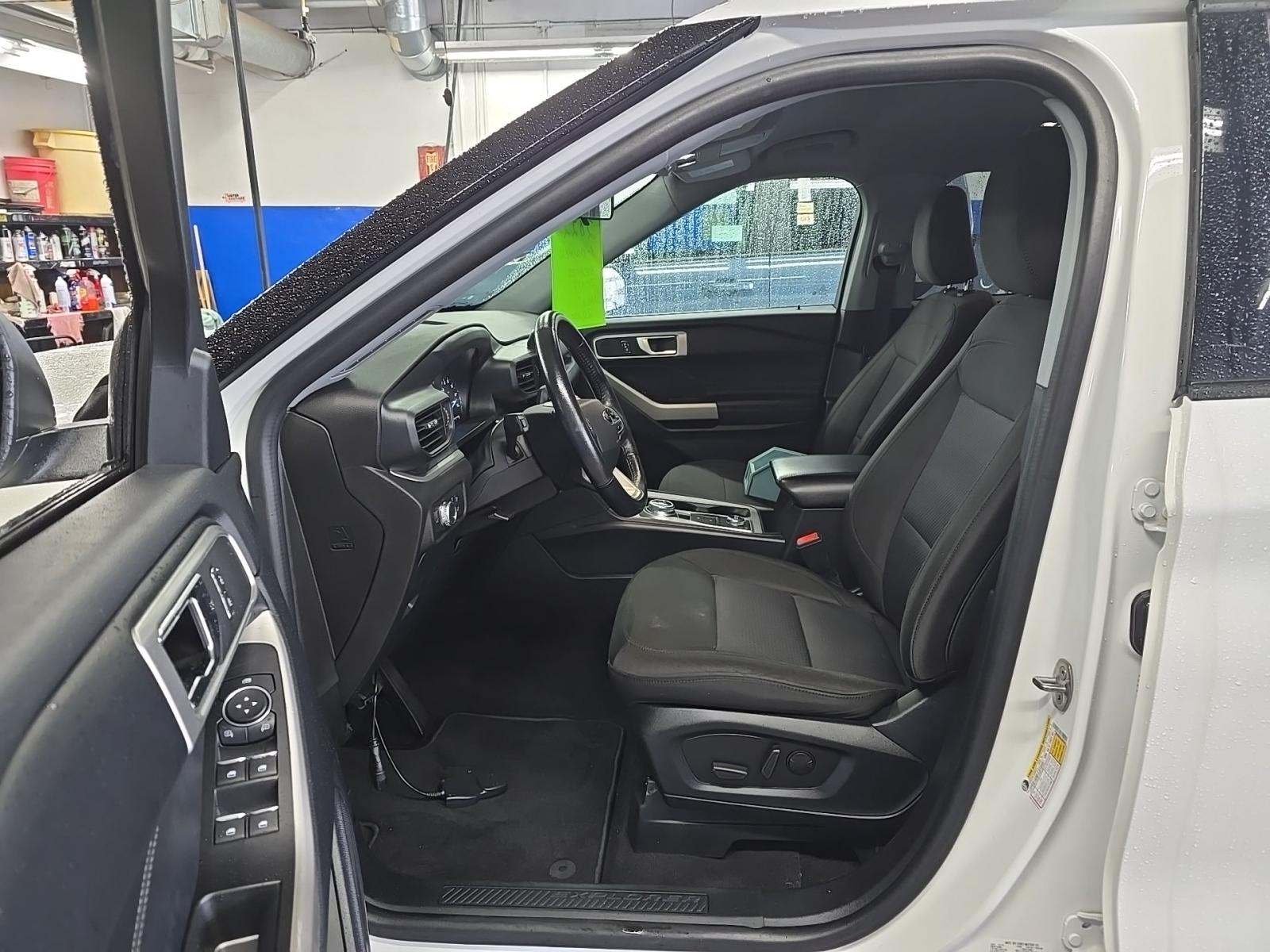 2022 Ford Explorer XLT AWD