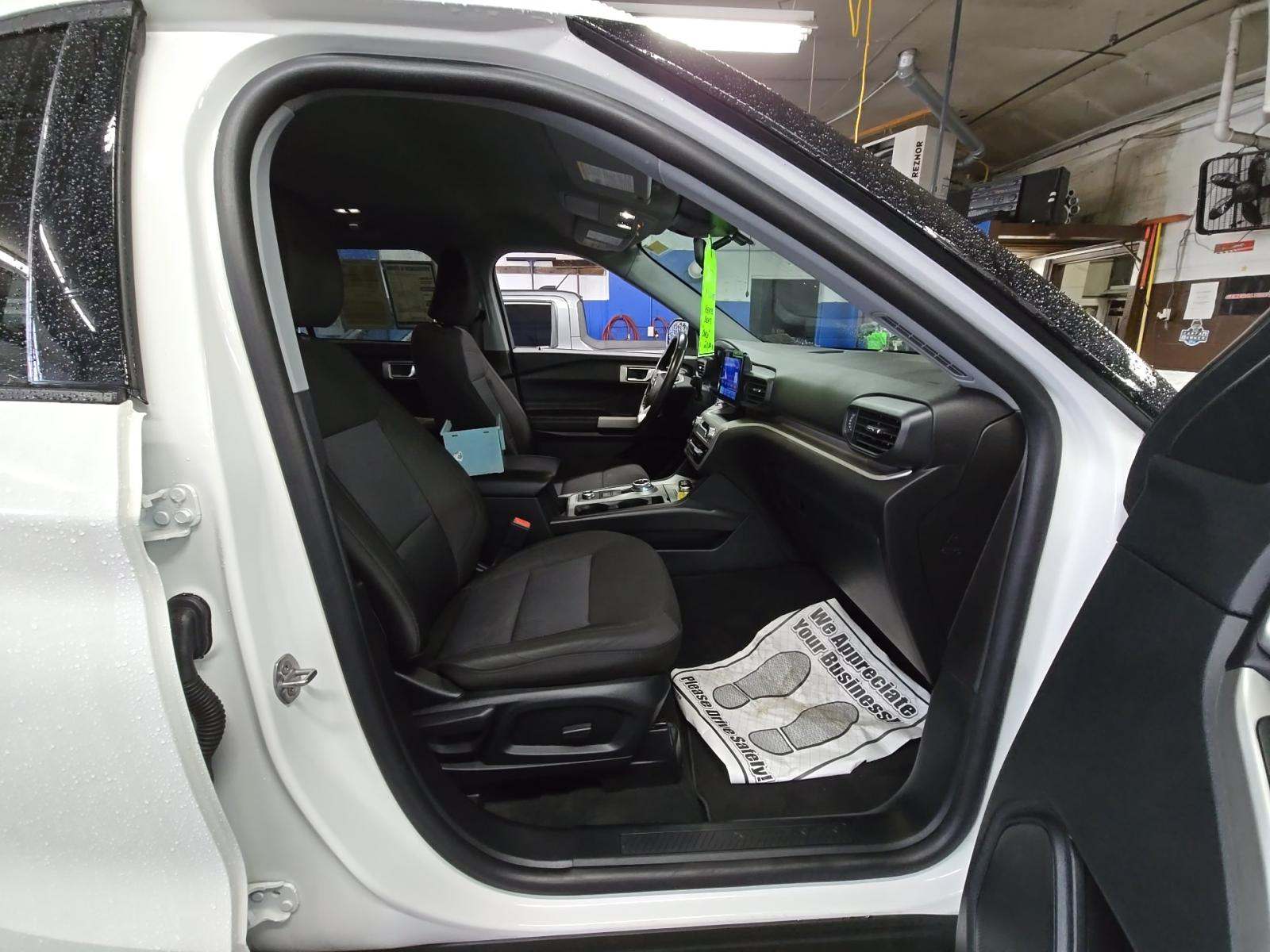 2022 Ford Explorer XLT AWD