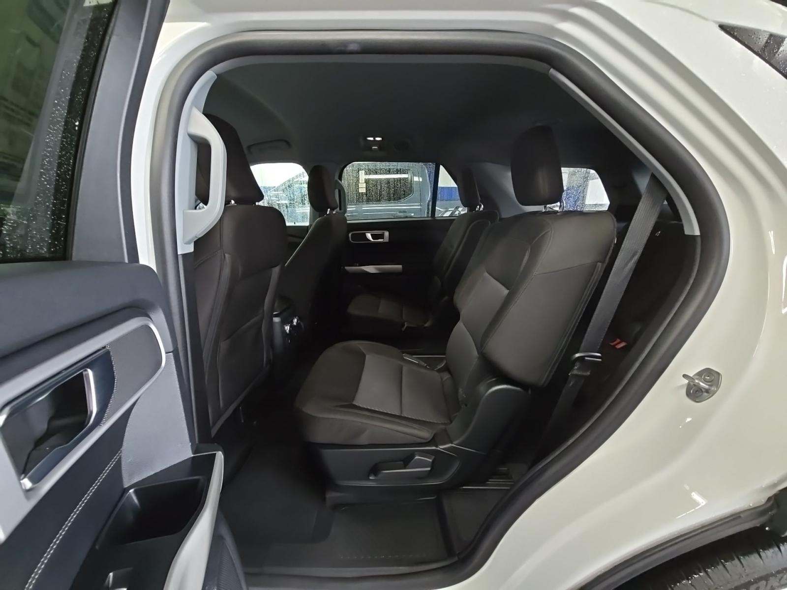 2022 Ford Explorer XLT AWD