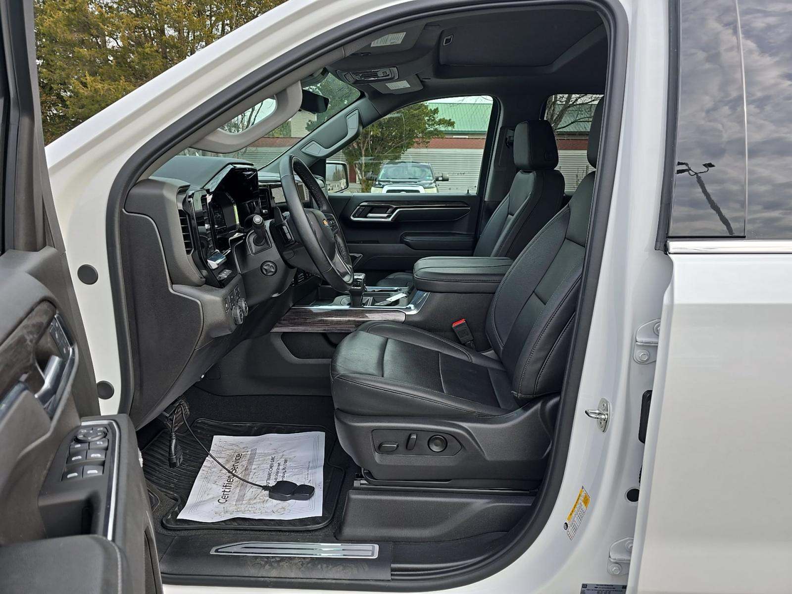 2024 Chevrolet Silverado 1500 LTZ AWD