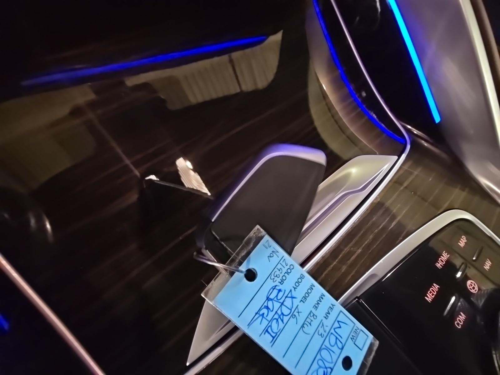 2023 BMW X6 xDrive40i AWD