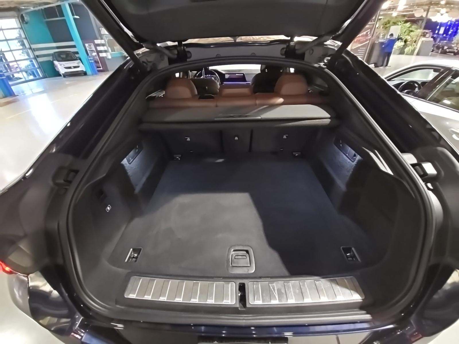 2023 BMW X6 xDrive40i AWD