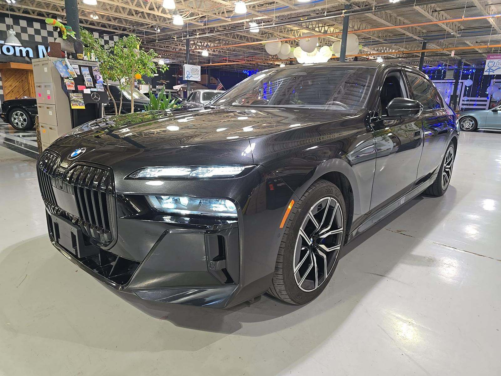 2023 BMW 7 Series 760i xDrive AWD