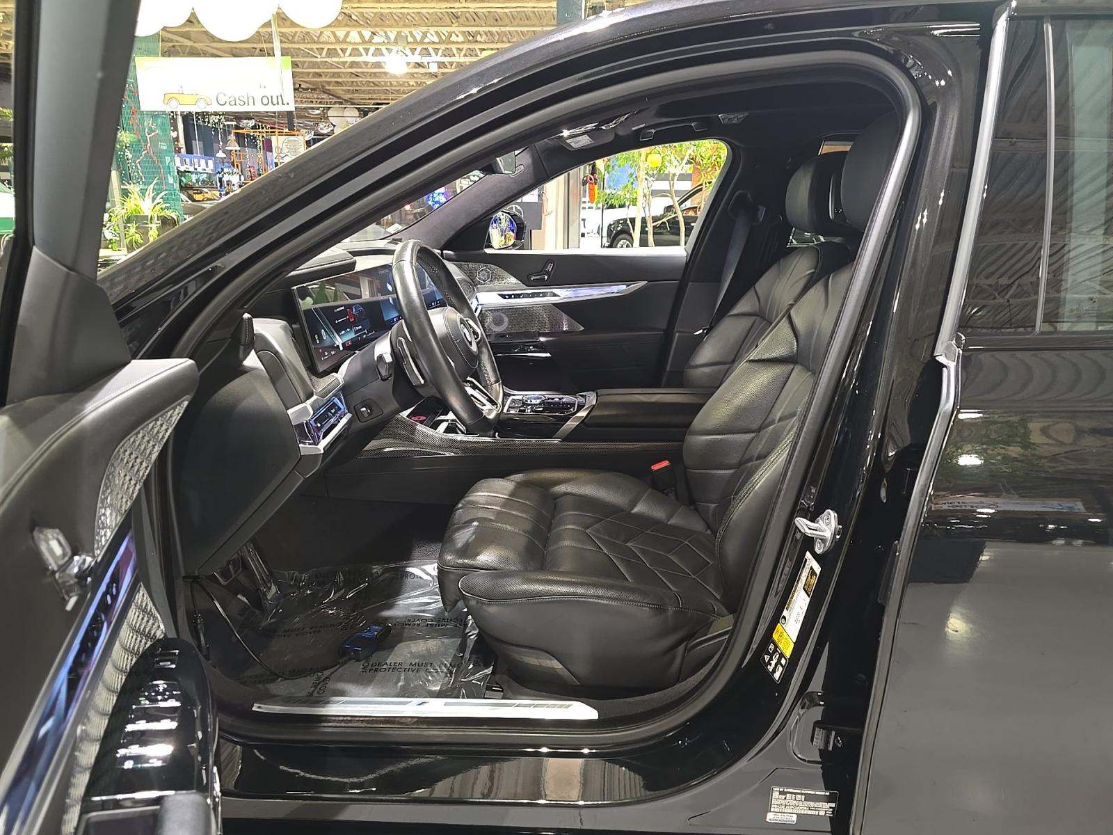 2023 BMW 7 Series 760i xDrive AWD