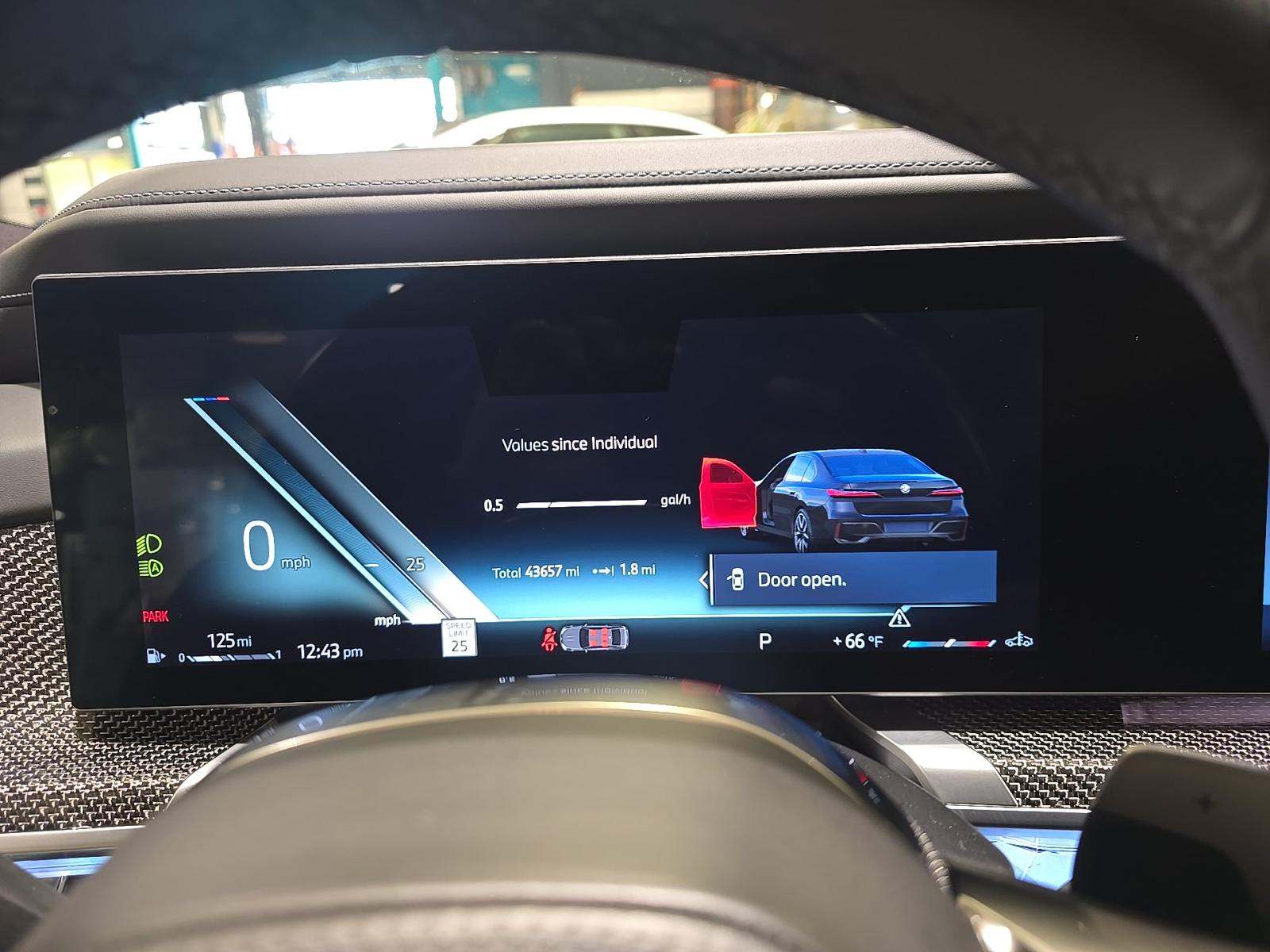 2023 BMW 7 Series 760i xDrive AWD